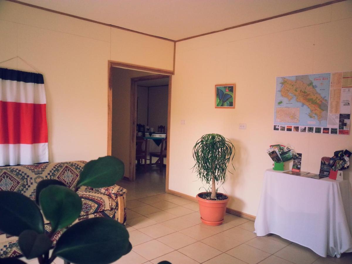 Monte Los Lirios Lodge Monteverde Extérieur photo