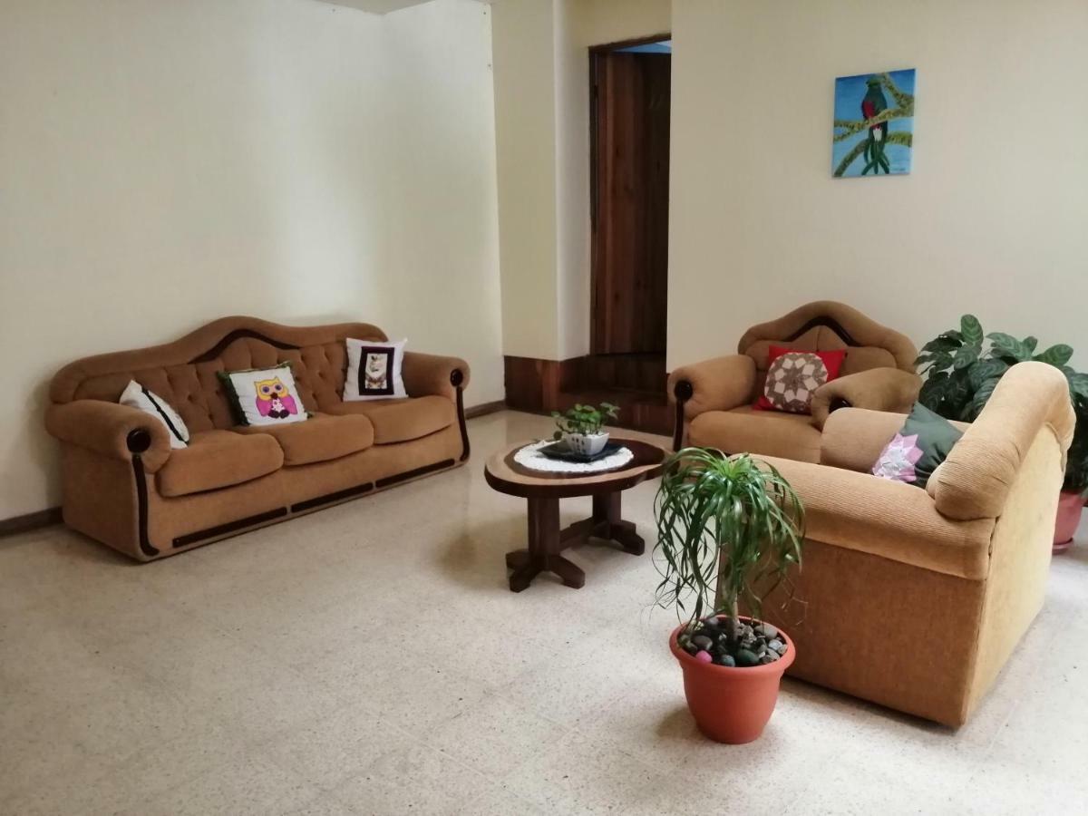 Monte Los Lirios Lodge Monteverde Extérieur photo